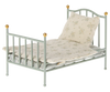 Mouse Vintage Bed