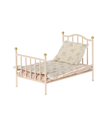 Mouse Vintage Bed
