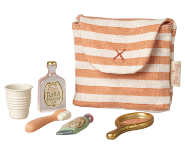 Mouse Toothbrush Set in Bag