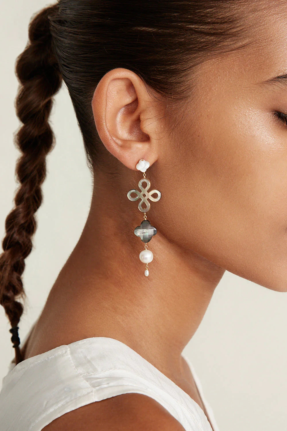 Chan Luu | Clover Tiered Earrings | Mother of Pearl Mix