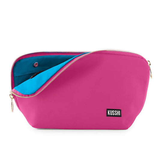 Signature Medium Makeup Bag